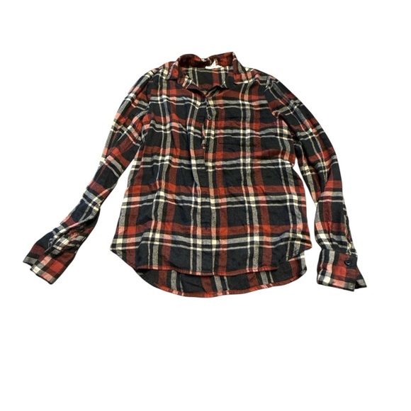beachlunchlounge Orange & Black Plaid Button-Down Flannel Shirt - Picture 3 of 7